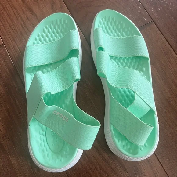 Crocs - LiteRide - Women’s 5 - Picture 2 of 5